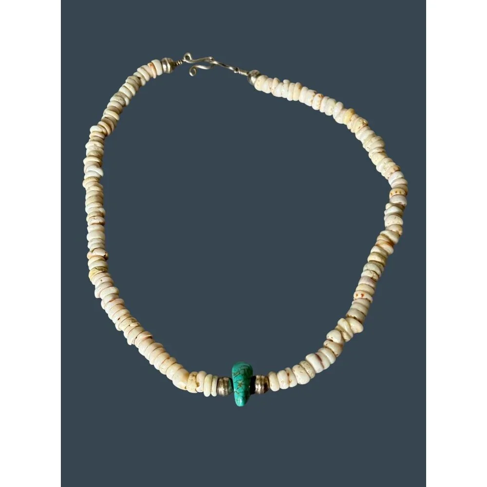 Old Southwestern Puka Oyster Shell Necklace Turquoise Accent & Sterling Silver - Picture 12 of 12